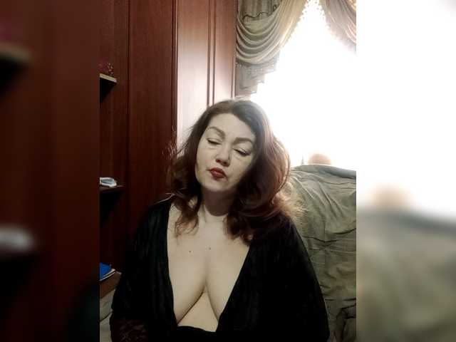 Sadie-Lorri's BongaCams show and profile