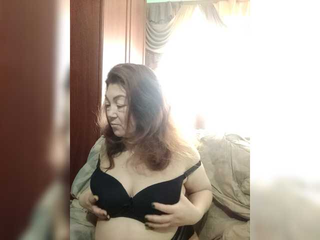 Sadie-Lorri's BongaCams show and profile