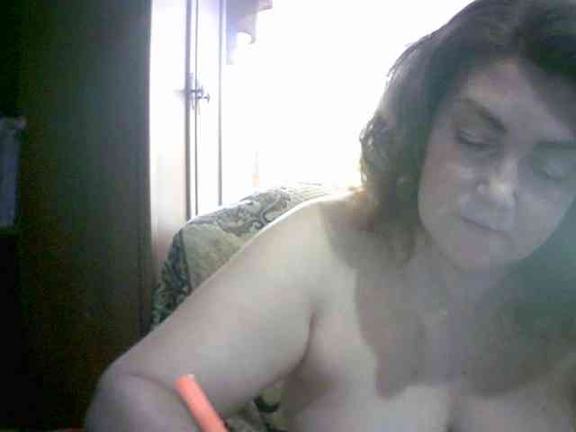 Sadie-Lorri webcam