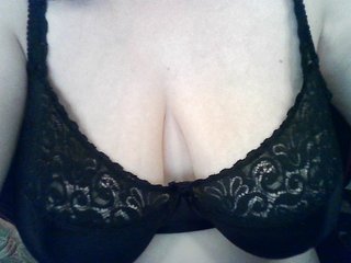 --KuCKA-B-T-E-M-E-- Porn Show