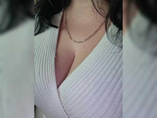 VeronicaChica's BongaCams show and profile