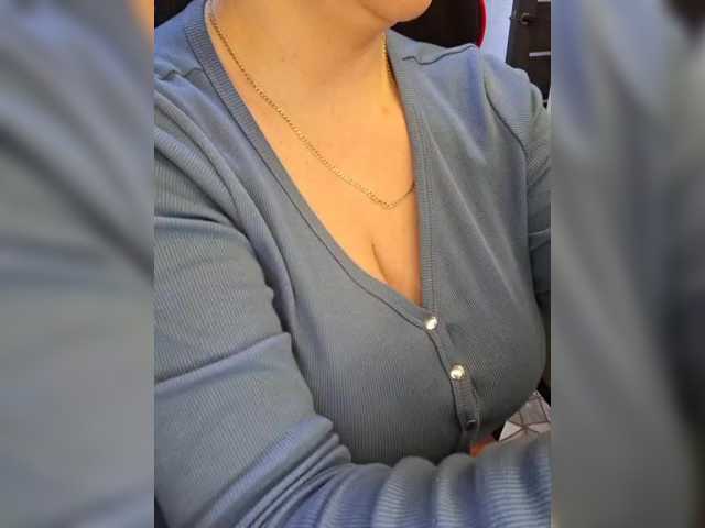 VeronicaChica's BongaCams show and profile