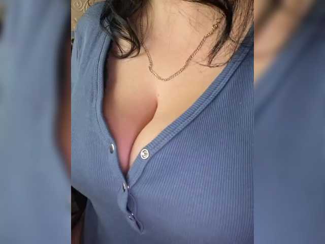 VeronicaChica's BongaCams show and profile