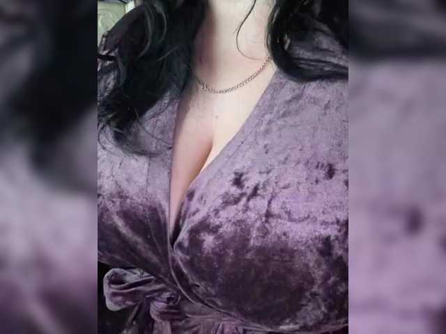 VeronicaChica's BongaCams show and profile