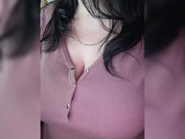 VeronicaChica's BongaCams show and profile