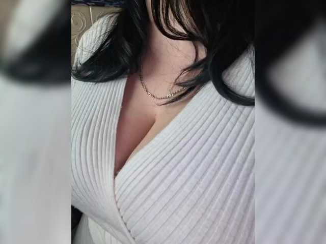 VeronicaChica's BongaCams show and profile