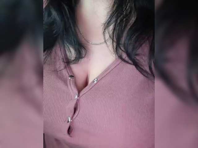 VeronicaChica's BongaCams show and profile