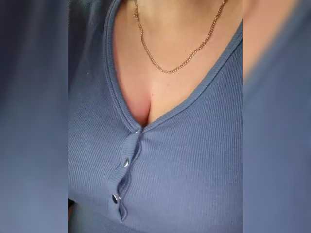 VeronicaChica's BongaCams show and profile