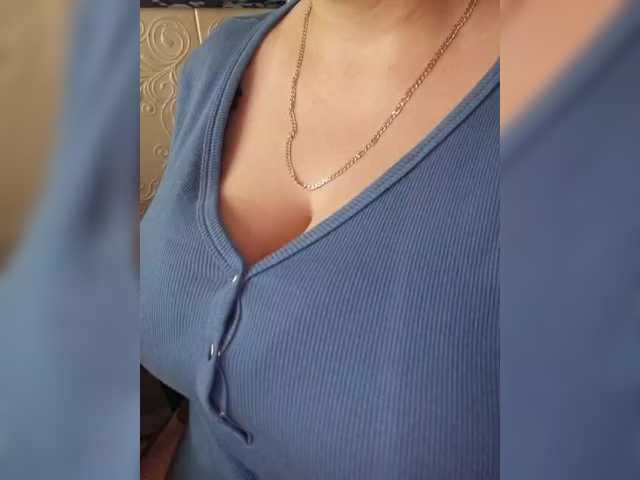 VeronicaChica's BongaCams show and profile