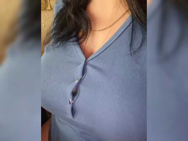 VeronicaChica's BongaCams show and profile