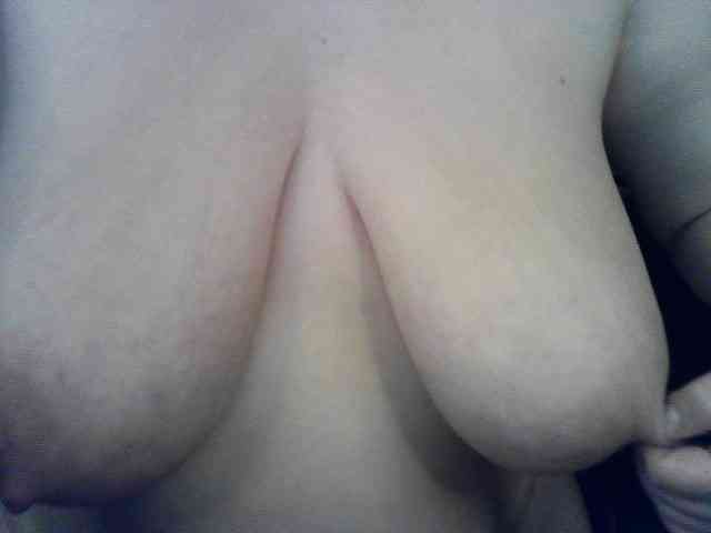 --A-M-I-N-A-- webcam