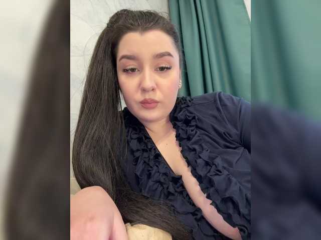 эросцена M-O-L-N-I-Y-A