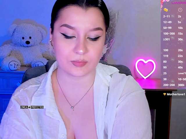 M-O-L-N-I-Y-A's BongaCams show and profile