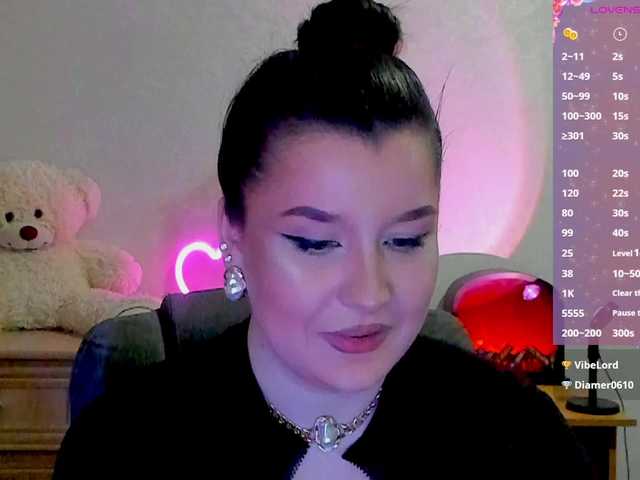 M-O-L-N-I-Y-A's BongaCams show and profile