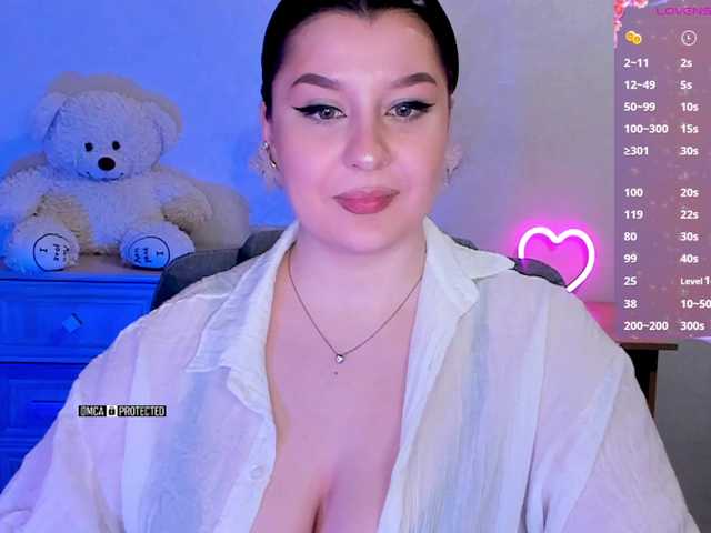 M-O-L-N-I-Y-A's BongaCams show and profile