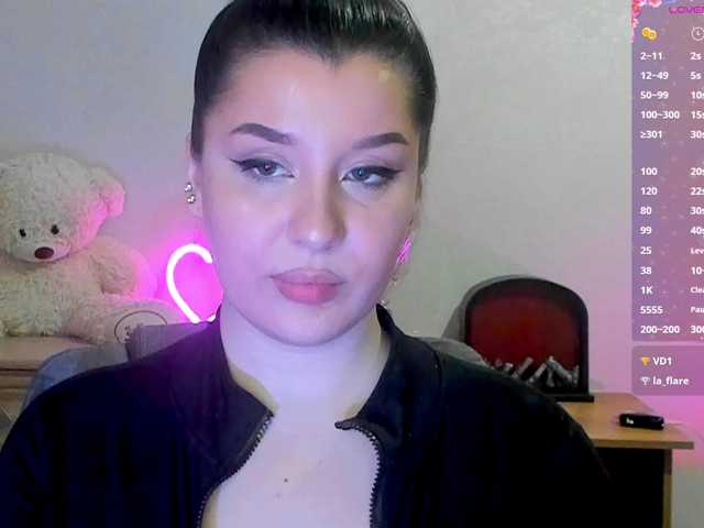 M-O-L-N-I-Y-A's BongaCams show and profile