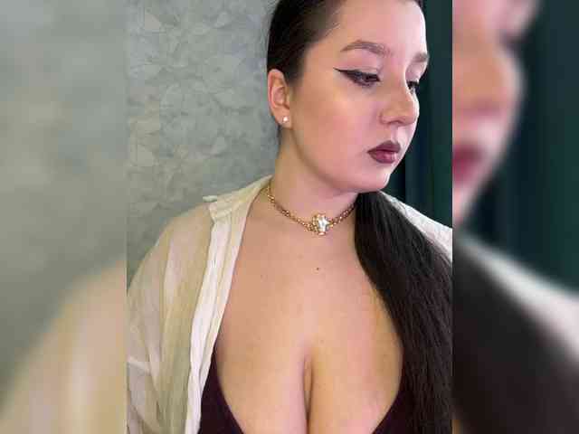 M-O-L-N-I-Y-A M-O-L-N-I-Y-A