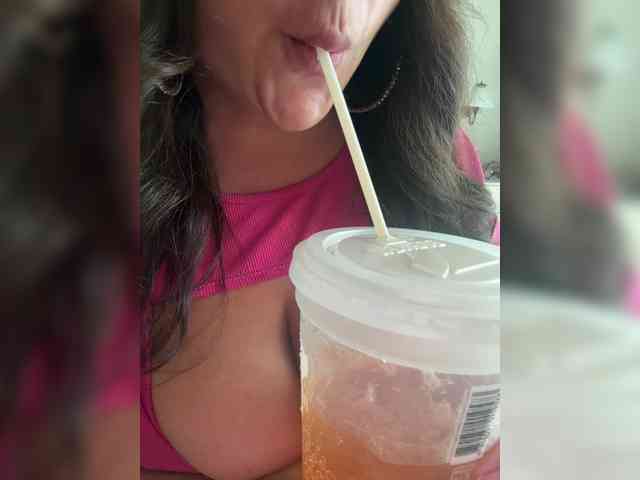 Emily-oops webcam
