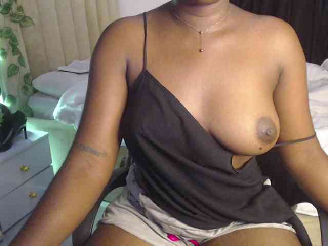 Mia-boobs