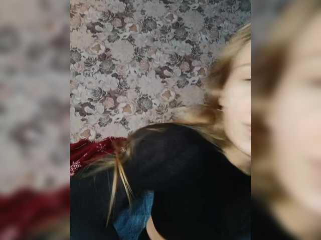 Marina-9819 live cam