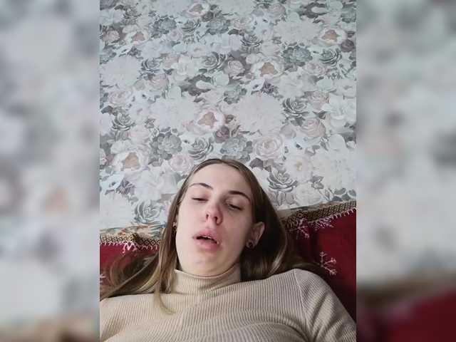 Marina-9819 Live Cam on BongaCams