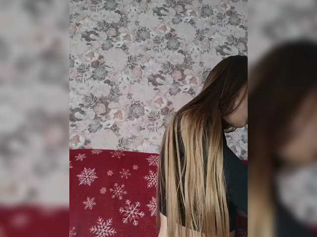 Marina-9819's BongaCams show and profile