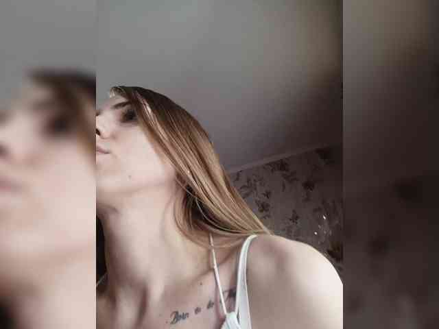 Marina-9819 Live Webcam on BongaCams