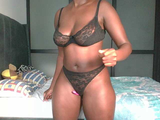 miss-cathy's BongaCams show and profile