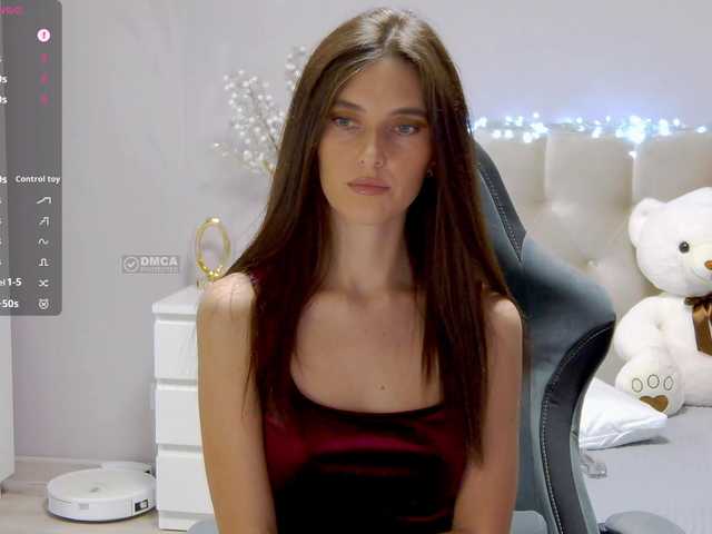 Lisa666-2's BongaCams show and profile