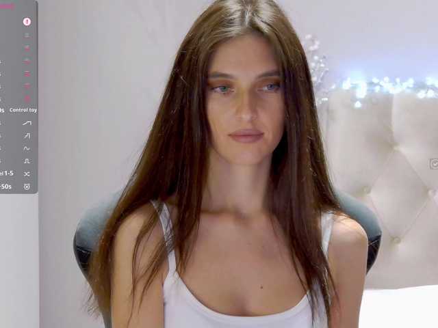 Lisa666-2's BongaCams show and profile