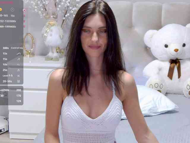 Модель: Baginyaaa