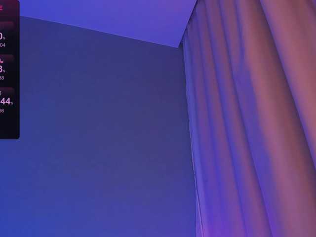 ellaamber's BongaCams show and profile