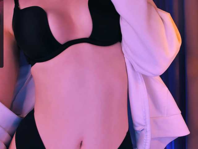 ellaamber from BongaCams is Freechat