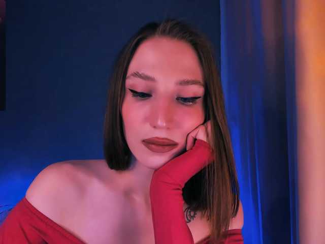 ellaamber's BongaCams show and profile