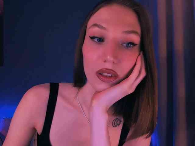 ellaamber webcam