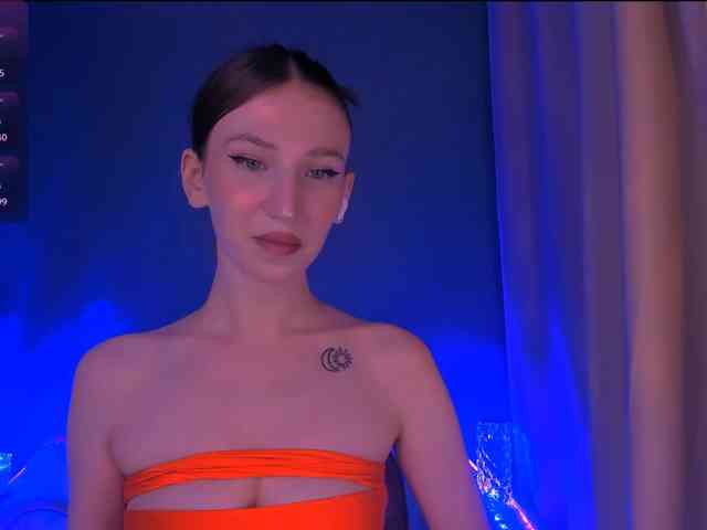 ellaamber webcam