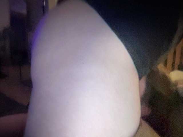 Big-Dick-Energy's BongaCams show and profile