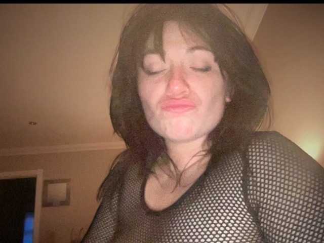 Big-Dick-Energy's BongaCams show and profile