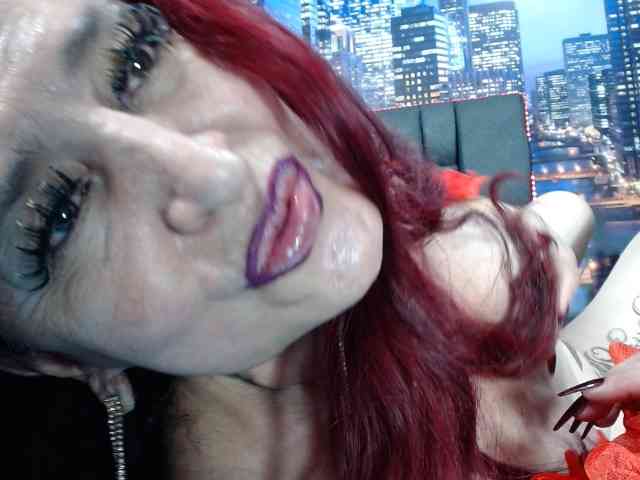 Lucy-mature Lucy-mature