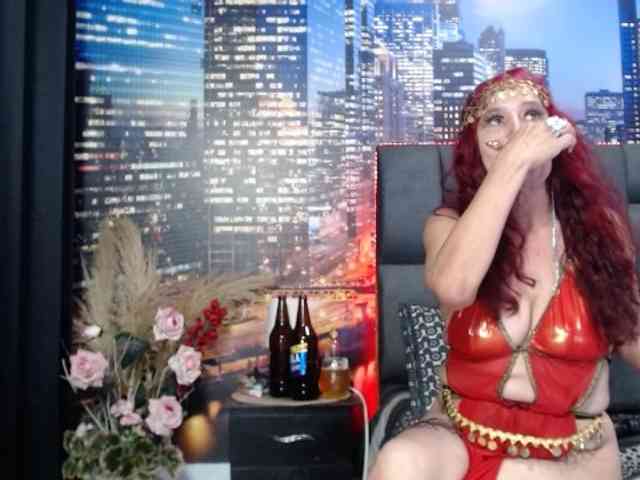 Lucy-mature Live Webcam on BongaCams