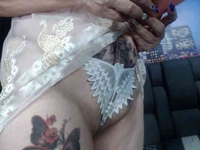 Lucy-mature Lucy-mature