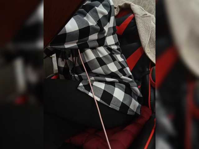 Olik-Pisa's BongaCams show and profile