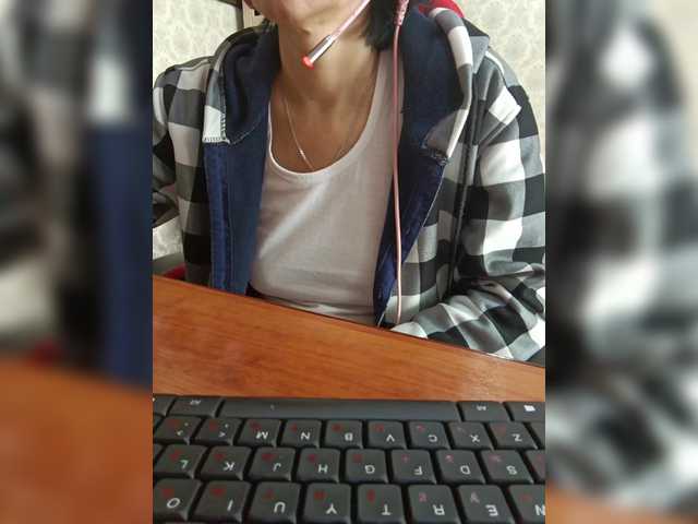 Olik-Pisa's BongaCams show and profile