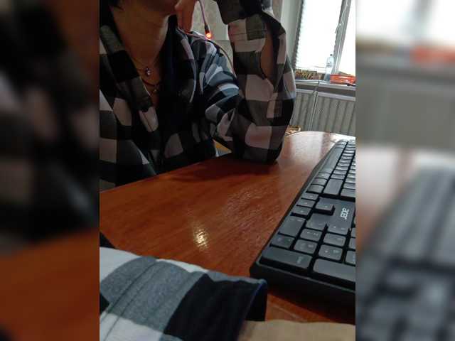 Olik-Pisa's BongaCams show and profile