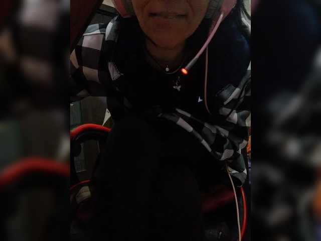 Olik-Pisa's BongaCams show and profile