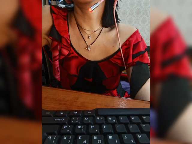 Olik-Pisa's BongaCams show and profile