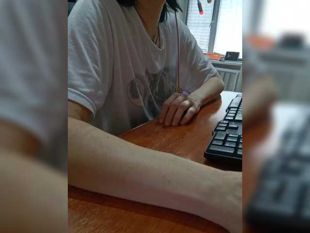 Olik-Pisa's BongaCams show and profile