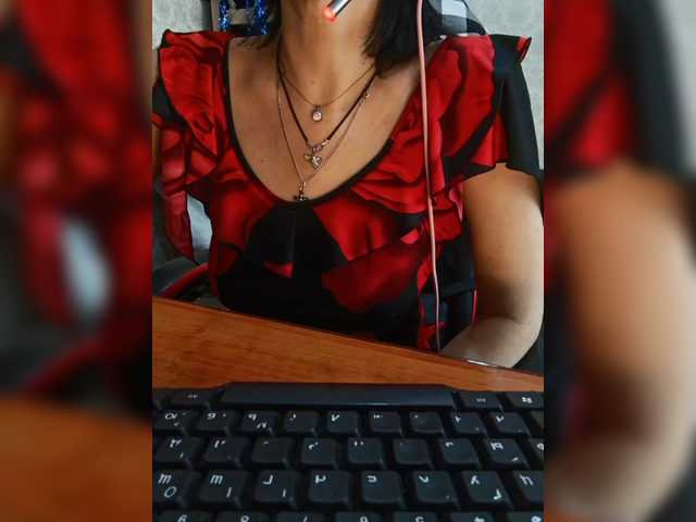 Olik-Pisa's BongaCams show and profile