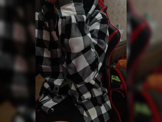 Olik-Pisa's BongaCams show and profile