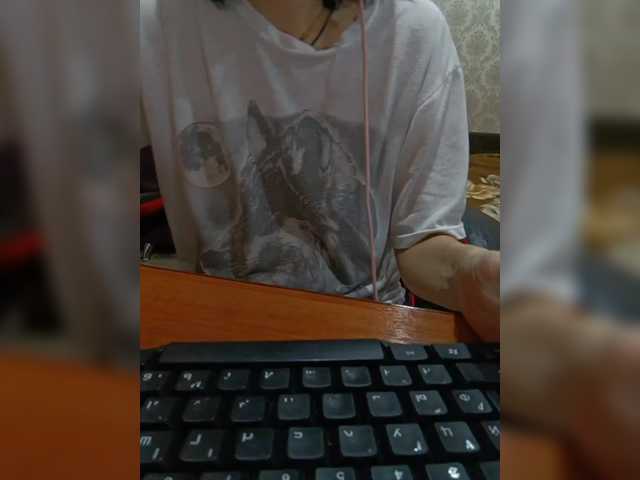 Olik-Pisa's BongaCams show and profile